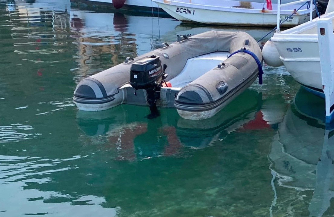 ANTALYA’NIN DEMRE İLÇESİNDE SAHİL GÜVENLİK VE JANDARMA EKİPLERİNİN DÜZENSİZ GÖÇMEN KAÇAKÇILIĞINA YÖNELİK ORTAK OPERASYONUNDA AFGANİSTAN UYRUKLU 19 GÖÇMEK VE 3 ORGANİZATÖR YAKALANDI. OLAYLA İLGİLİ OLDUĞU BELİRLENEN 4 KİŞİNİN İSE YAKALANMASINA YÖNELİK ÇALIŞMALAR SÜRÜYOR.