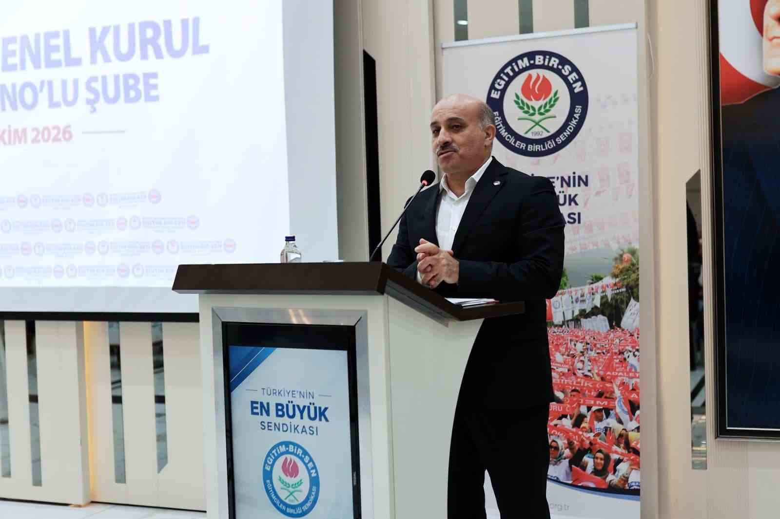 EĞİTİM-BİR-SEN ADANA ŞUBE BAŞKANI MUSTAFA SARIGEÇİLİ, YENİDEN GÖREVİNE SEÇİLDİ.