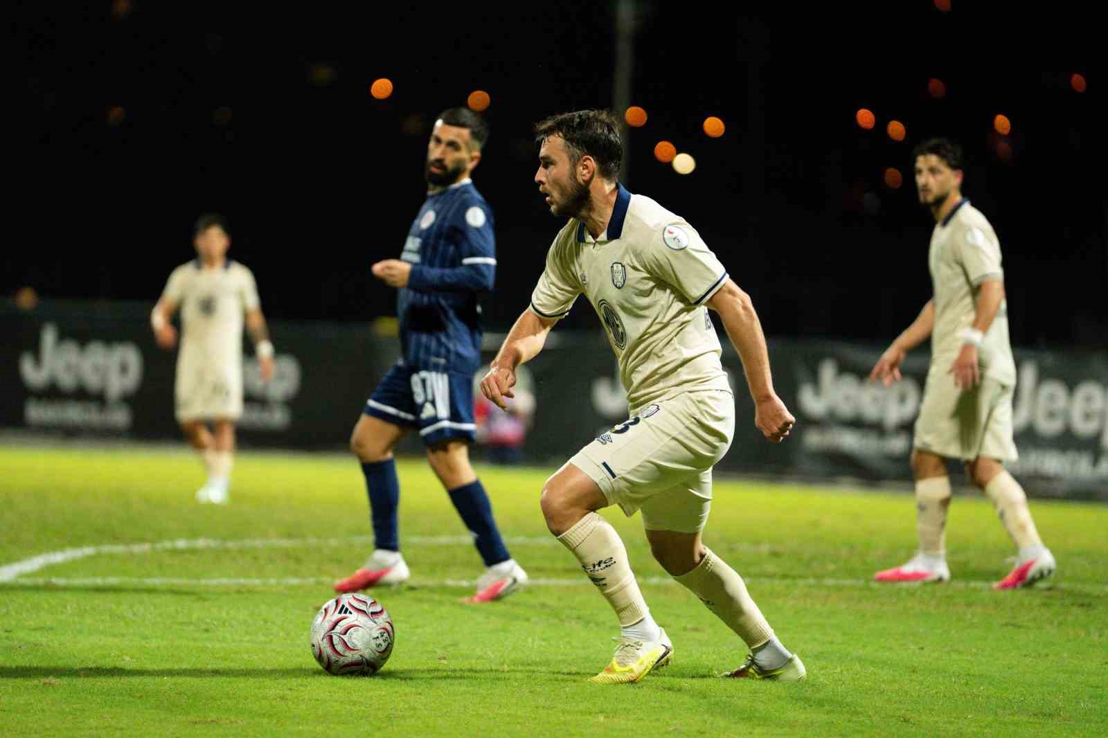 FETHİYESPOR, ANKARAGÜCÜ İLE 2-2 BERABERE KALDI