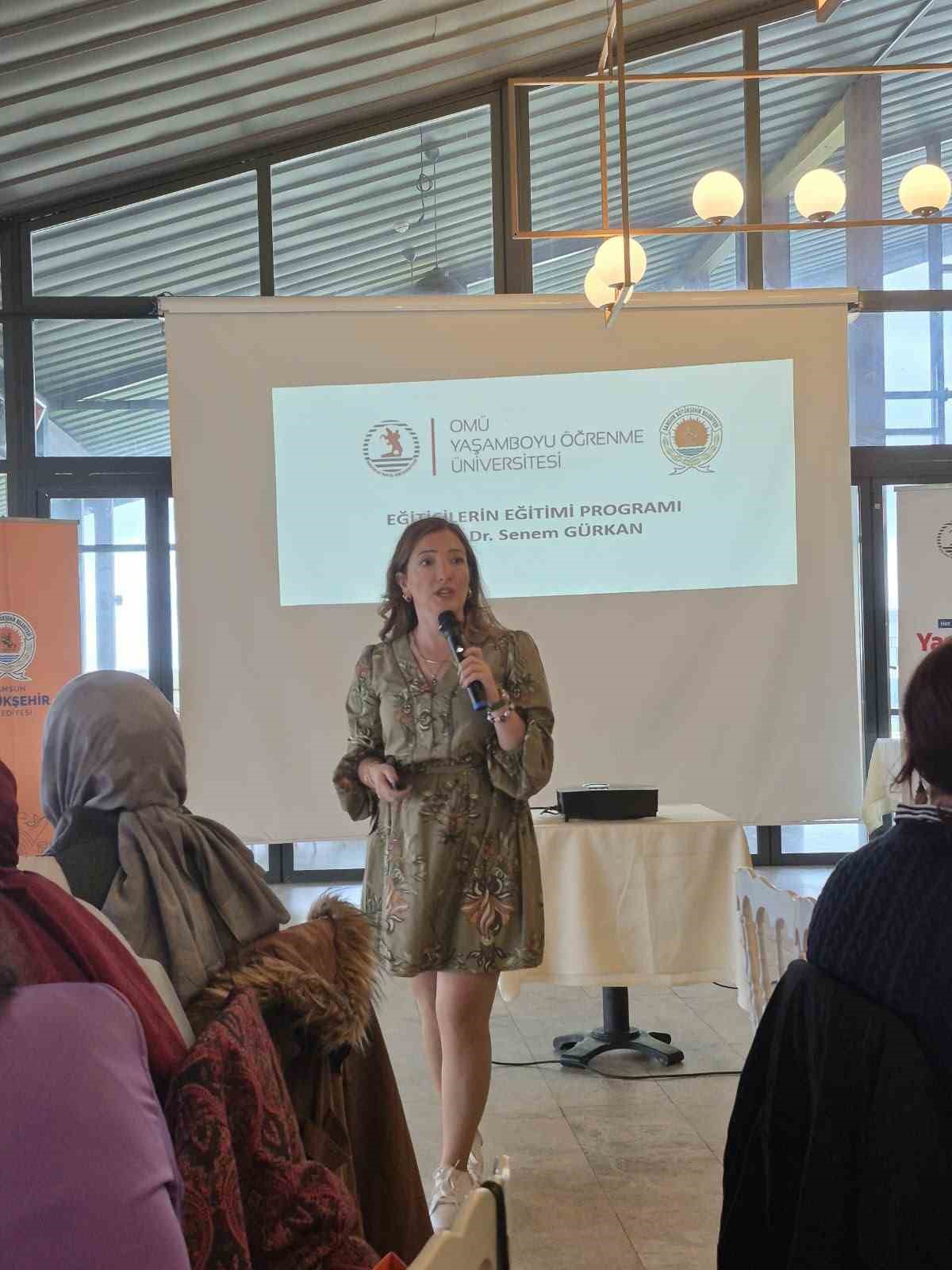 ONDOKUZ MAYIS ÜNİVERSİTESİ (OMÜ) EĞİTİM-ÖĞRETİM KOORDİNATÖRLÜĞÜ TARAFINDAN SAMSUN BÜYÜKŞEHİR BELEDİYESİ İŞ BİRLİĞİYLE HAYATA GEÇİRİLEN YAŞAM BOYU ÖĞRENME ÜNİVERSİTESİ PROJESİNDE GÖREV ALACAK EĞİTİCİLERE YÖNELİK “EĞİTİCİLERİN EĞİTİMİ PROGRAMI” DÜZENLENDİ.
