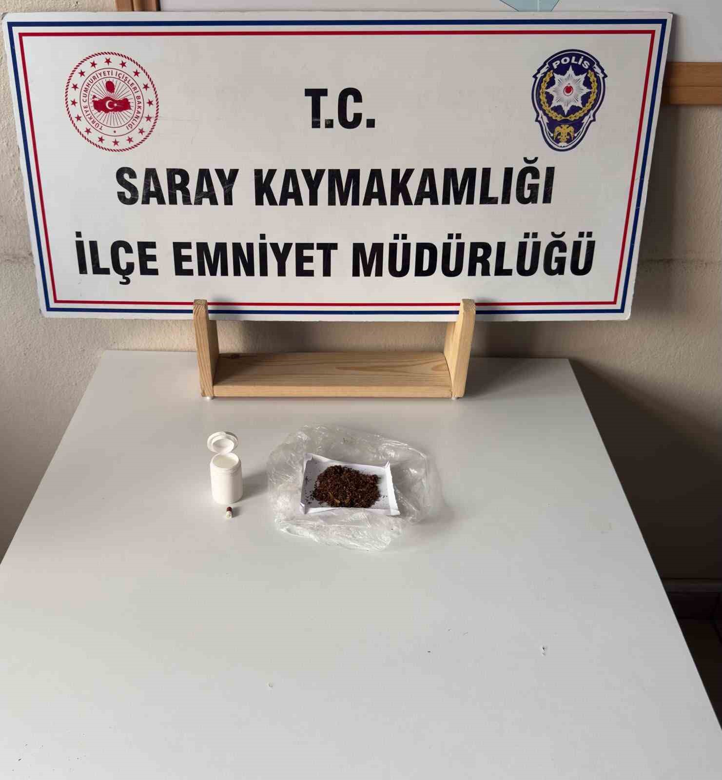 SARAY İLÇE EMNİYET MÜDÜRLÜĞÜ ASAYİŞ BÜRO EKİPLERİ TARAFINDAN ELE GEÇİRİLEN UYUŞTURUCU MADDELER
