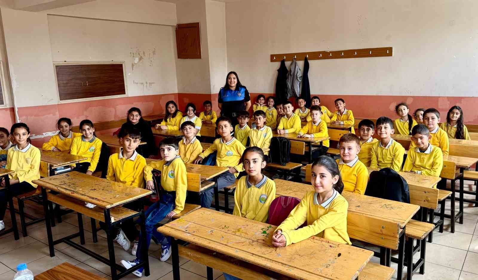 AĞRI’DA BİNLERCE ÖĞRENCİ GÜVENLİK VE DİJİTAL RİSKLERE KARŞI BİLGİLENDİRİLDİ