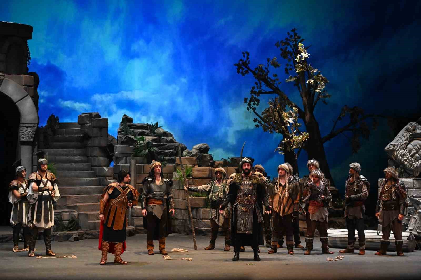 OPERA VE BALE DÜNYASININ ÖNEMLİ ORGANİZASYONLARINDAN ULUSLARARASI ASPENDOS OPERA VE BALE FESTİVALİ, BU YIL 33’ÜNCÜ KEZ SANATSEVERLERLE BULUŞACAK.