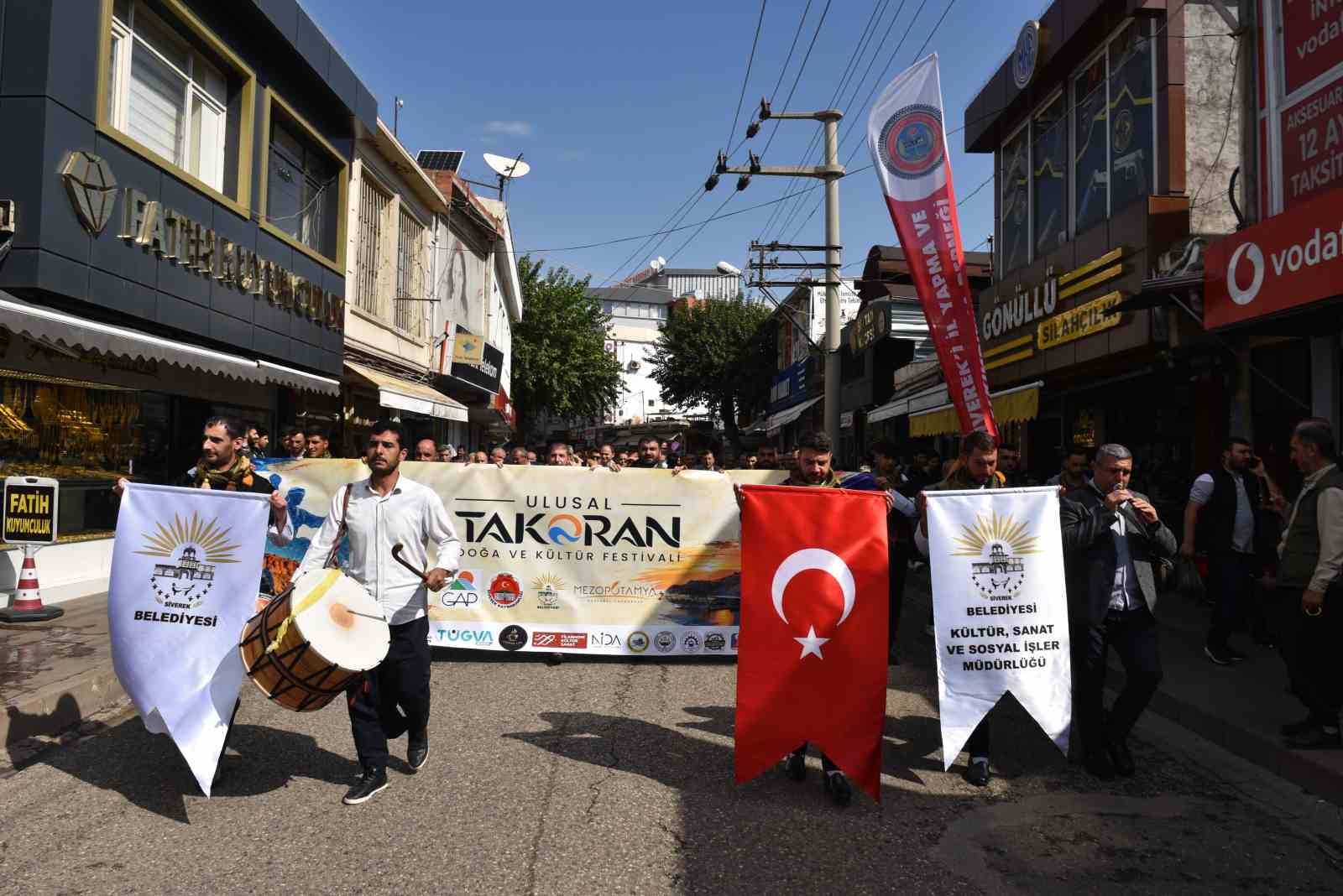 TAKORAN FESTİVALİ KORTEJ YÜRÜYÜŞÜYLE BAŞLADI