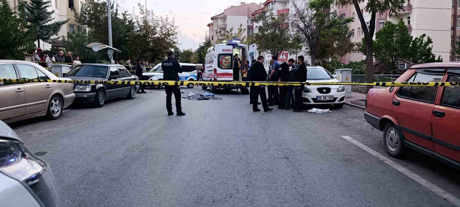 KAYSERİ'NİN KOCASİNAN İLÇESİNDE SÜRDÜĞÜ BİSİKLET İLE HALK OTOBÜSÜNÜN ALTINDA KALAN ÇOCUK HAYATINI KAYBETTİ.