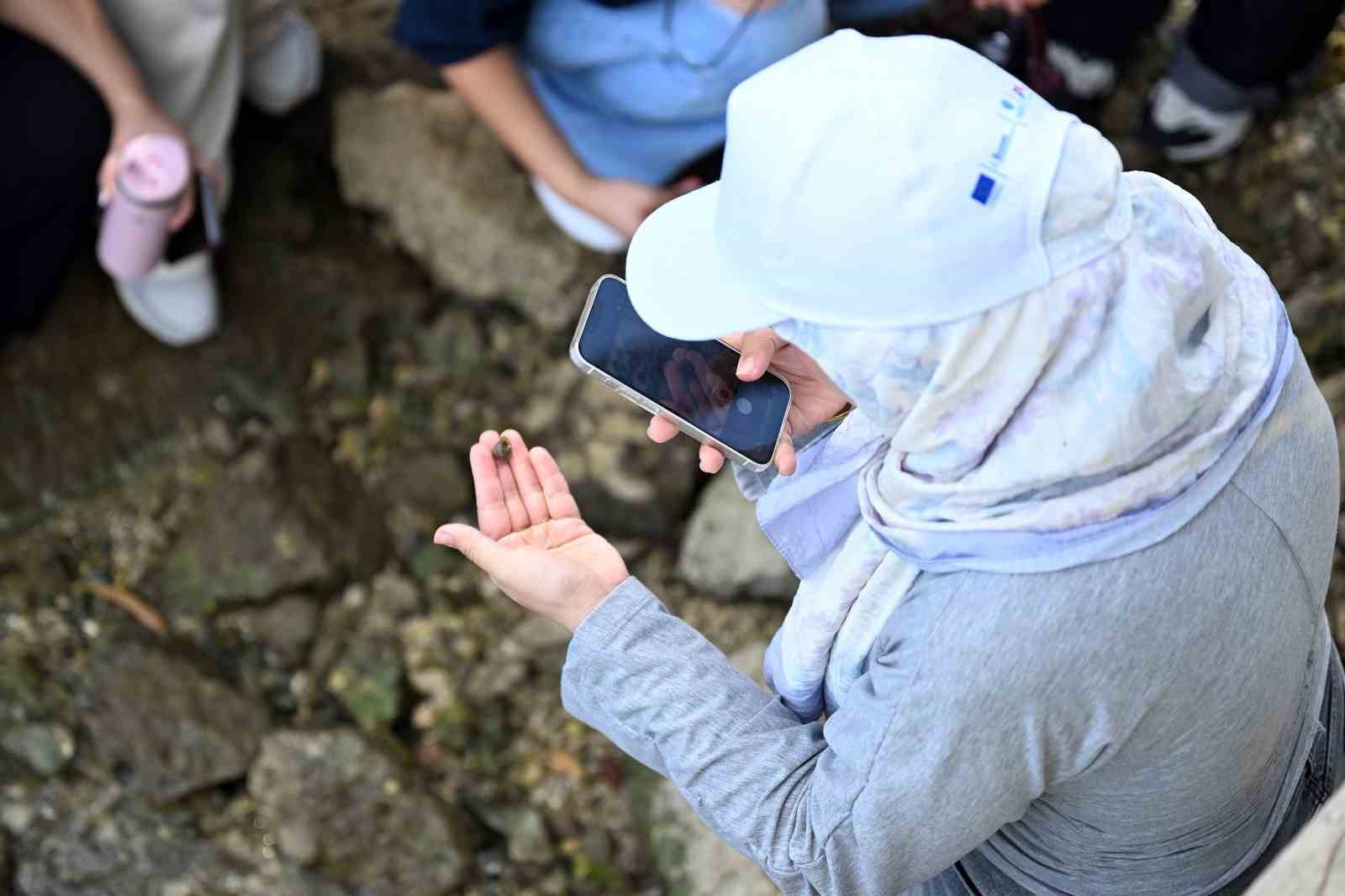 MERSİN BÜYÜKŞEHİR BELEDİYESİ, MEDCİTİES (AKDENİZ KENTLERİ AĞI) VE AVRUPA BİRLİĞİ HORİZON 2020 PROGRAMI KAPSAMINDA YÜRÜTÜLEN ANERIS PROJESİ İŞ BİRLİĞİYLE HAYATA GEÇİRİLEN MINKA PROJESİ ÇERÇEVESİNDE VATANDAŞ BİLİMİ ETKİNLİĞİNİN İKİNCİSİNİ GERÇEKLEŞTİRDİ. ETKİNLİKTE, KIYI VE DENİZLERDEKİ CANLI TÜRLERİ GÖZLEMLENEREK MINKA MOBİL UYGULAMASI ÜZERİNDEN KAYIT ALTINA ALINDI.