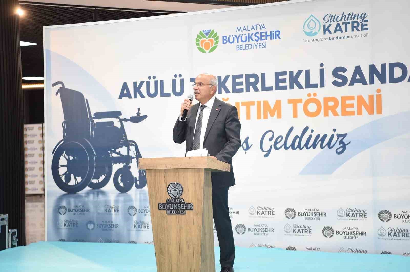 BAŞKAN ER: "ENGELSİZ BİR MALATYA İÇİN ÇALIŞIYORUZ"