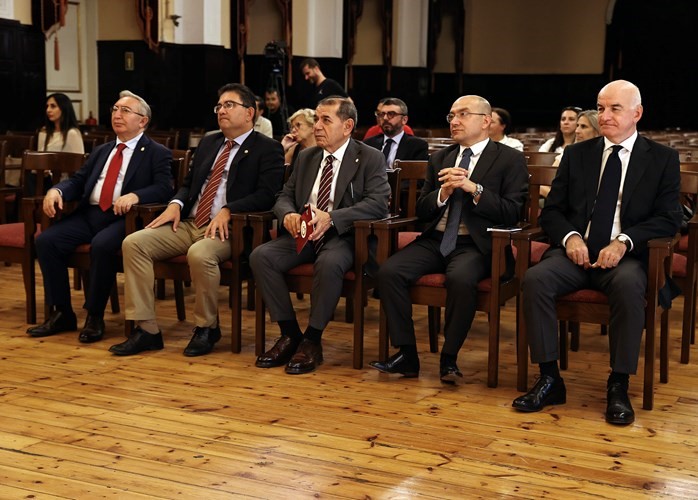 TÜRK EDEBİYATININ ÖNEMLİ İSİMLERİNDEN, ŞAİR, YAZAR VE EĞİTİMCİ, GALATASARAY SPOR KULÜBÜ’NÜN HAMİ BAŞKANI TEVFİK FİKRET, VEFATININ 111. YIL DÖNÜMÜNDE GALATASARAY LİSESİ’NDE DÜZENLENEN TÖRENLE ANILDI.