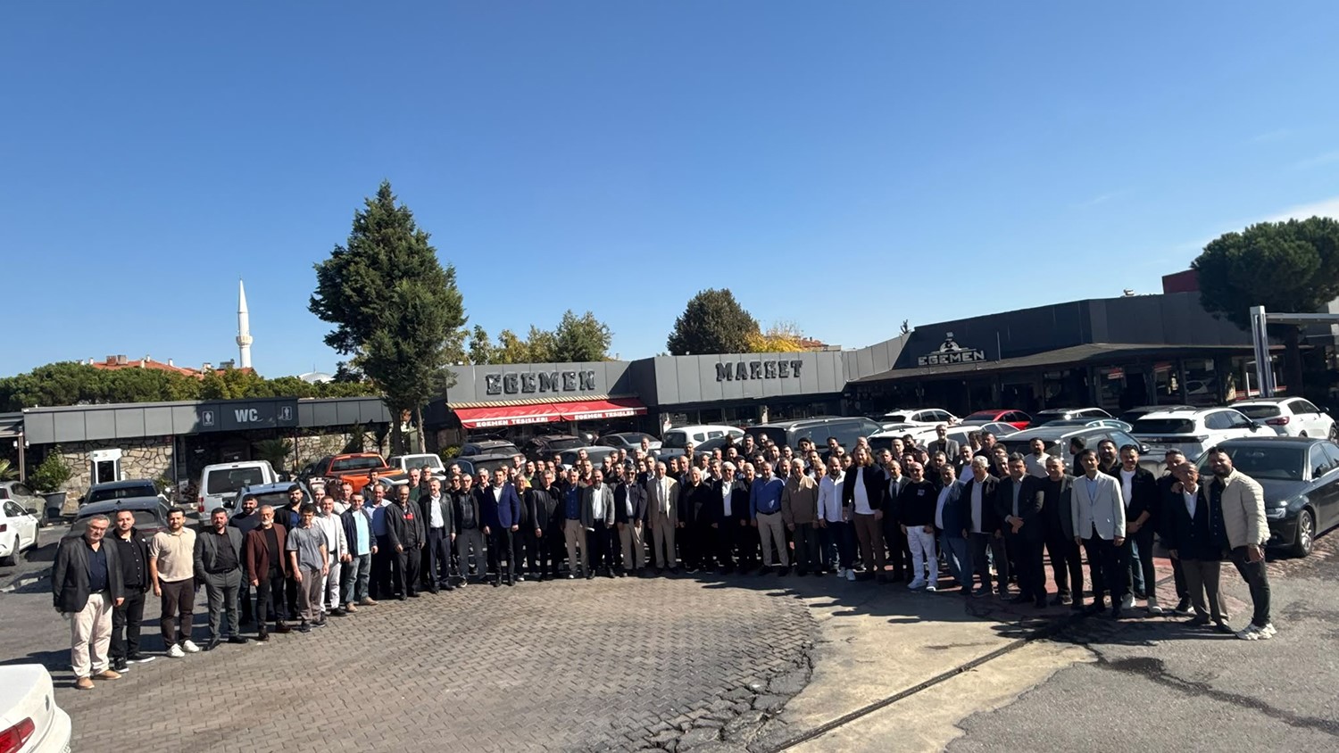 SALİHLİ TİCARET ODASI BAŞKANI VE BAŞKAN ADAYI İBRAHİM YÜKSEL İLE MECLİS ÜYESİ ADAYLARI, KULA’DA FAALİYET GÖSTEREN SALİHLİ TİCARET ODASI ÜYELERİYLE KAHVALTI PROGRAMINDA BİR ARAYA GELDİ.