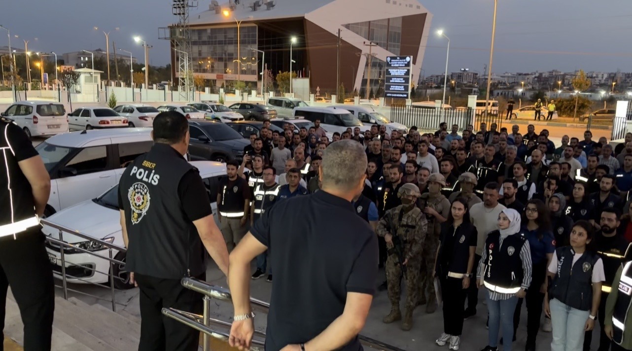 OSMANİYE MERKEZLİ 13 İLDE DÜZENLENEN YASA DIŞI BAHİS OPERASYONU DÜZENLENDİ.