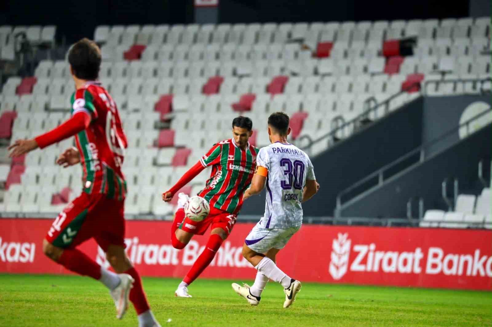 KARŞIYAKA - 1923 AFYONSPOR MAÇINDAN KARELER