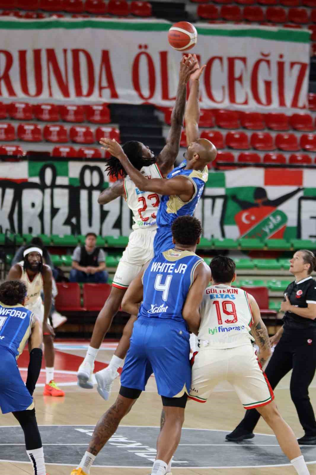 TÜRKİYE SİGORTA BASKETBOL SÜPER LİGİ'NİN 4. HAFTASINDA KARŞIYAKA, EVİNDE ÇAYIROVA BELEDİYESİ’Nİ 95-79 MAĞLUP ETTİ.