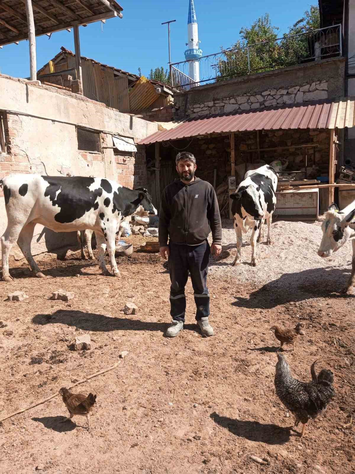 ÜRETİCİ VELİ AKTÜRK, "DEVLETİMİZİN VE KURUMLARIMIZIN ÜRETİCİNİN YANINDA OLDUĞUNU HİSSETMEK BİZLER İÇİN ÇOK KIYMETLİ."