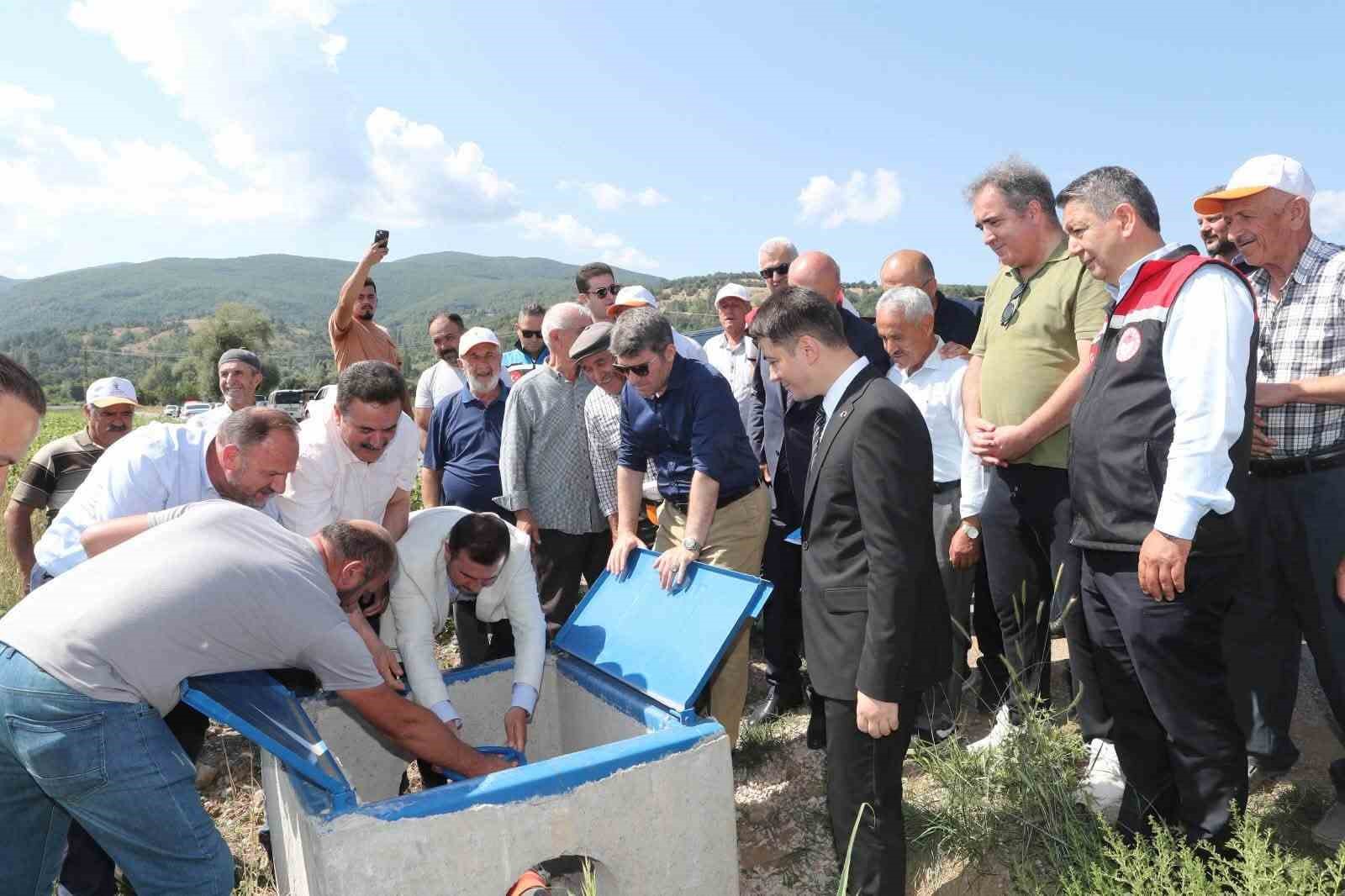 AMASYA İL ÖZEL İDARESİ 2026 YILI YATIRIM PROGRAMI KAPSAMINDA HAYATA GEÇİRİLEN TESİSİN AÇILIŞI AMASYA VALİSİ ÖNDER BAKAN, AK PARTİ AMASYA MİLLETVEKİLİ HALUK İPEK VE TAŞOVA KAYMAKAMI TURAN BAYRAM’IN DA KATILDIĞI TÖRENDE YAPILDI.
