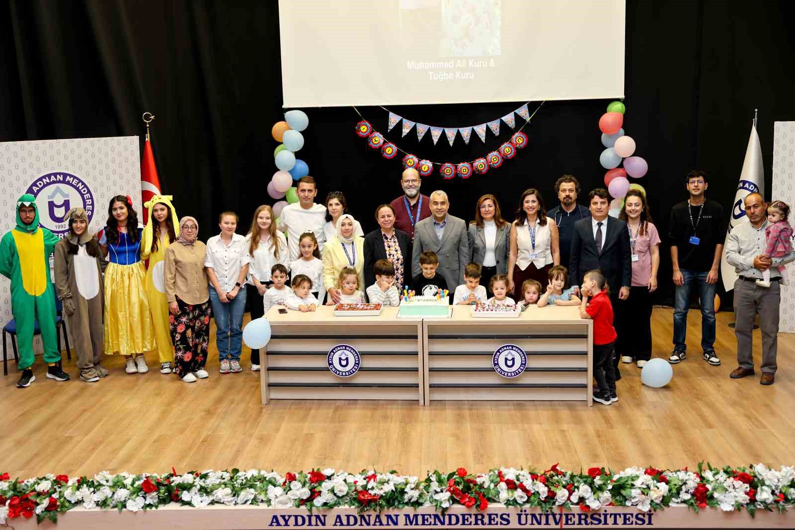 AYDIN ADNAN MENDERES ÜNİVERSİTESİ (ADÜ) TIP FAKÜLTESİ ÇOCUK METABOLİZMA HASTALIKLARI BİLİM DALI TARAFINDAN FENİLKETONÜRİ TANISI BULUNAN ÇOCUKLAR İÇİN DOĞUM GÜNÜ KUTLAMA ETKİNLİĞİ DÜZENLENDİ.