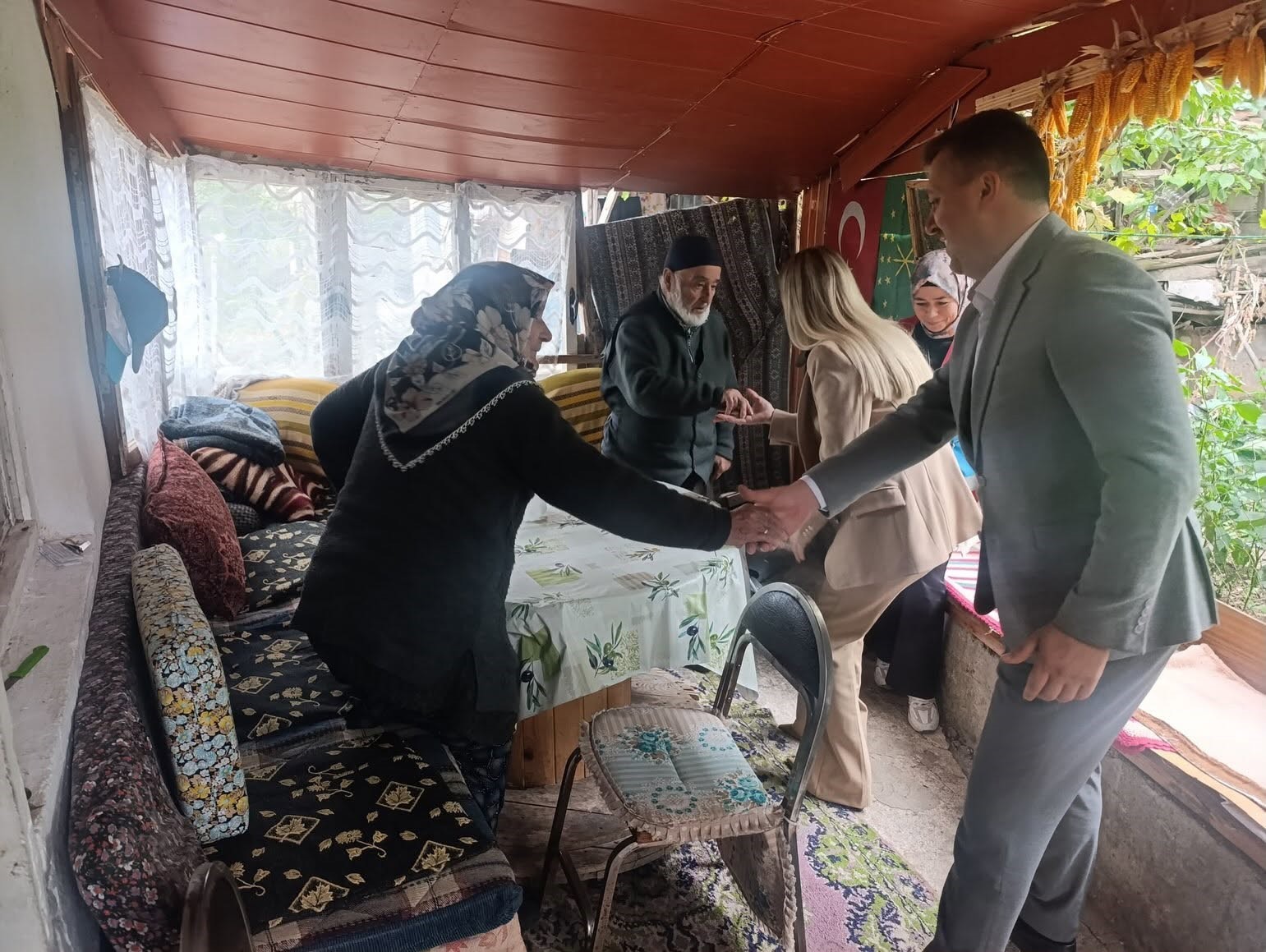 HAVZA KAYMAKAM 1 EKİM DÜNYA YAŞLILAR GÜNÜ ZİYARETİ