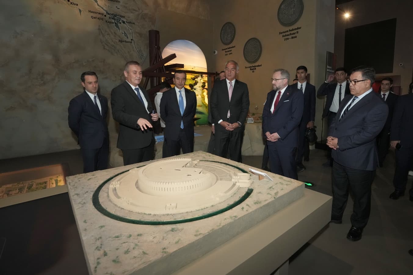 TÜRKİYE İLE ÖZBEKİSTAN ARASINDA KÖKLÜ KÜLTÜREL BAĞLARI YENİ ÇALIŞMALARLA GÜÇLENDİRMEK İÇİN ‘KÜLTÜR ALANINDA İŞ BİRLİĞİ MUTABAKAT ZAPTI’ İMZALANDI.