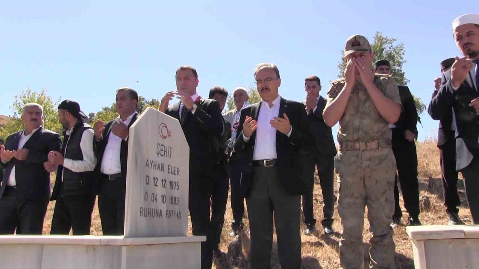 SİİRT’TE TERÖR ÖRGÜTÜ PKK'NIN KATLETTİĞİ 37 MASUM KURBAN TÖRENLE ANILDI