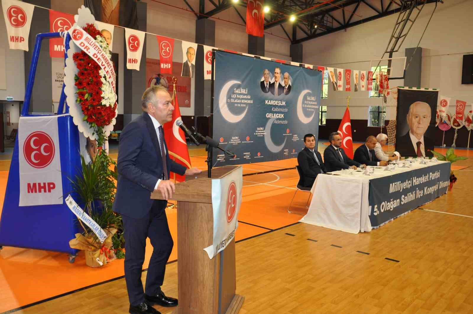 MİLLİYETÇİ HAREKET PARTİSİ (MHP) SALİHLİ İLÇE TEŞKİLATI’NIN 15. OLAĞAN KONGRESİ GERÇEKLEŞTİRİLDİ. TEK LİSTEYLE GİDİLEN KONGREDE SEFA ERGÜN, KULLANILAN OYLARIN TAMAMINI ALARAK MHP SALİHLİ İLÇE BAŞKANI SEÇİLDİ.
