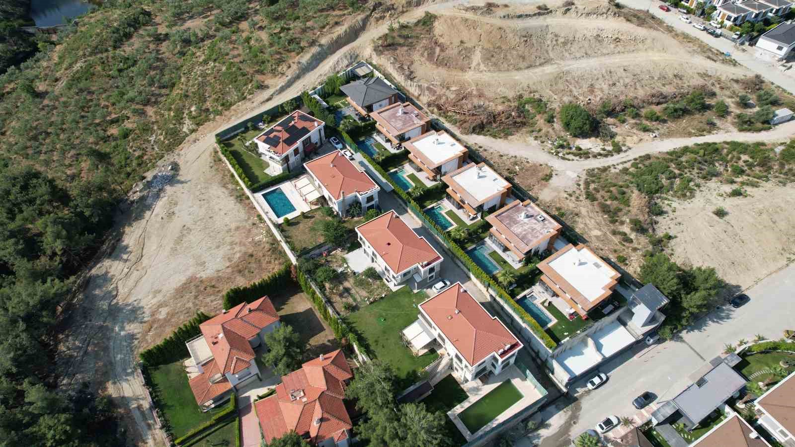 EVİNİN DRON GÖRÜNTÜLERİ (ARŞİV)