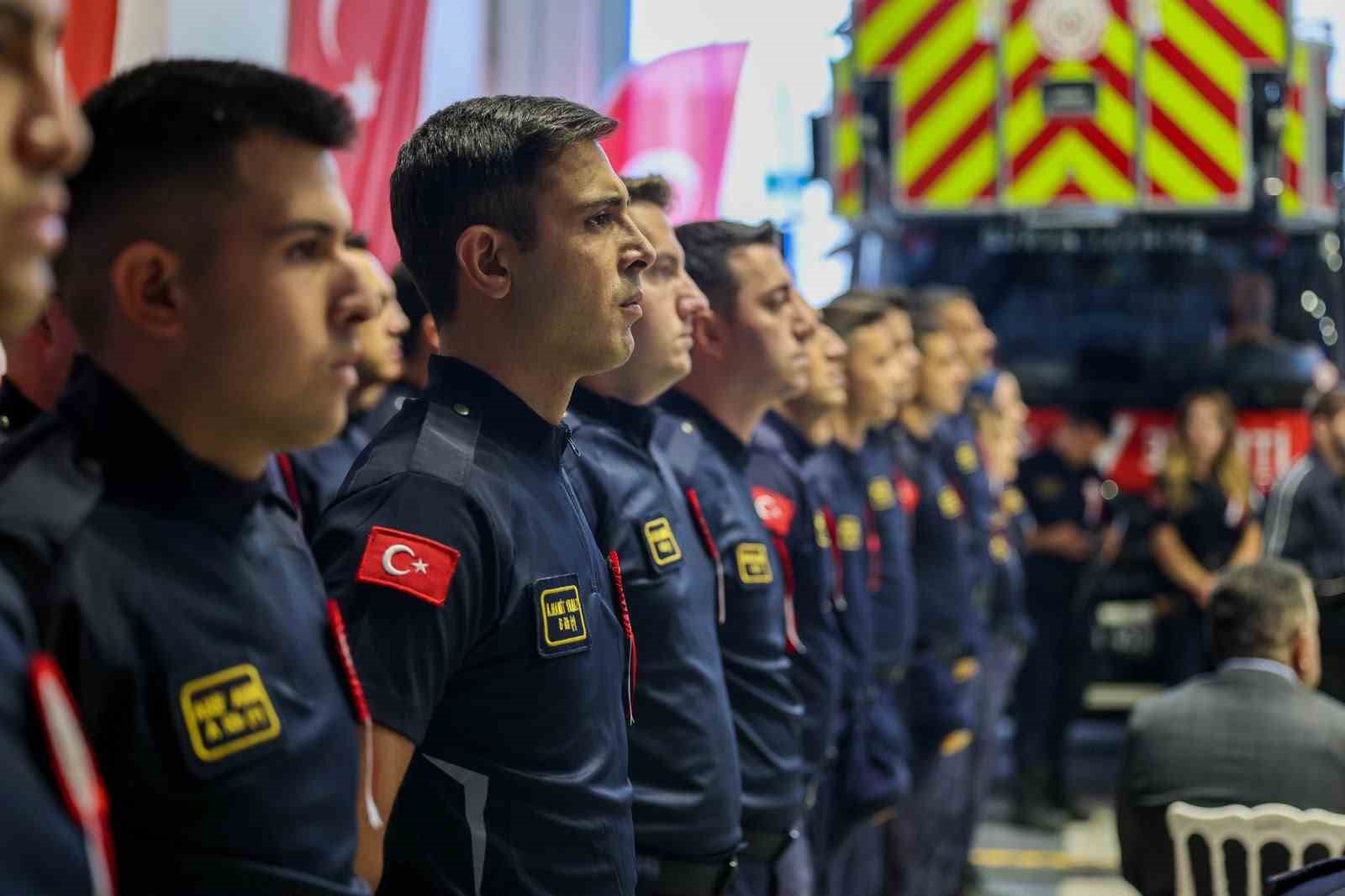 BURSA BÜYÜKŞEHİR BELEDİYE BAŞKAN VEKİLİ ŞAHİN BİBA, İL GENELİNDE 32'NCİ İTFAİYE İSTASYONUNU KESTEL İLÇESİNDEKİ BARAKFAKİH ORGANİZE SANAYİ BÖLGESİ'NDE (BOSAB) AÇTIKLARINI BELİRTTİ.