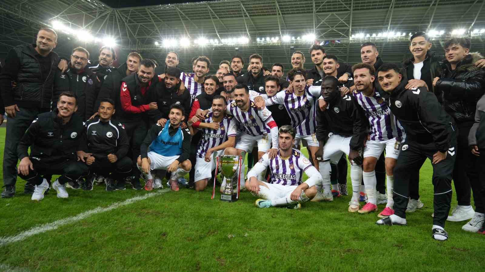 59'UNCUSU DÜZENLENEN TÜRKİYE SPOR YAZARLARI DERNEĞİ (TSYD) KUPASI'NDA ANKARA KEÇİÖRENGÜCÜ, GENÇLERBİRLİĞİ'Nİ 1-0 MAĞLUP EDEREK KUPAYI MÜZESİNE GÖTÜRDÜ.