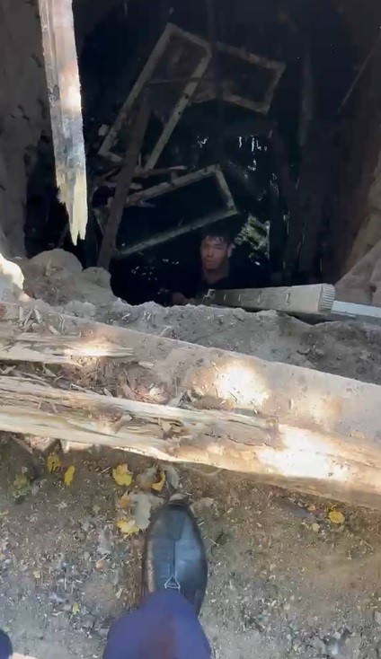 KUYUYA DÜŞEN GENÇ İTFAİYE EKİPLERİ TARAFINDAN KURTARILDI