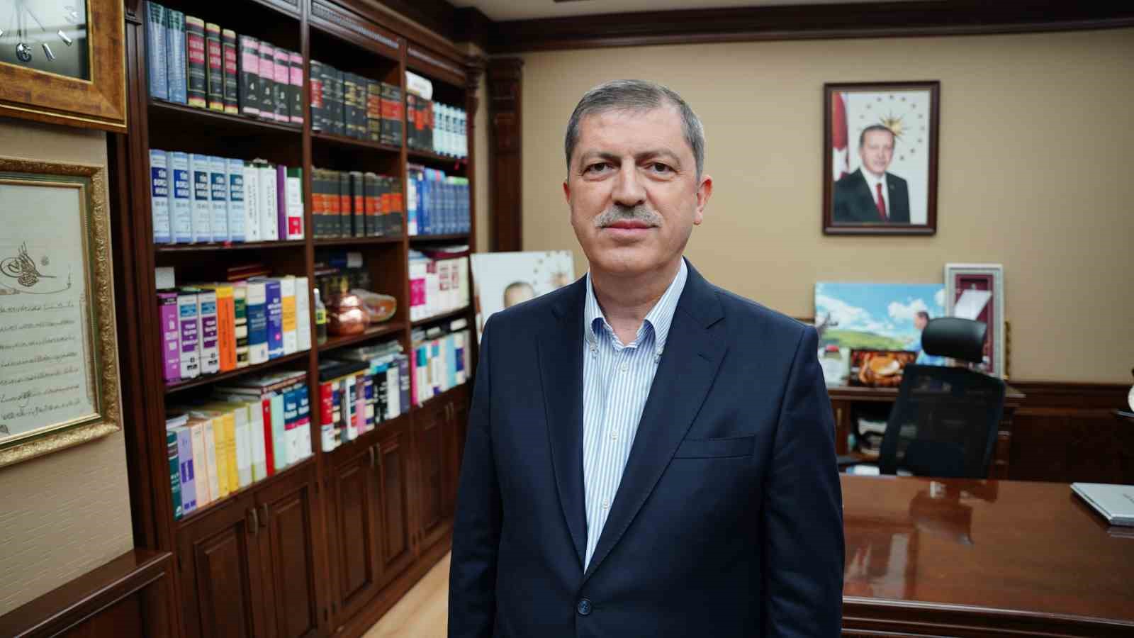 AK PARTİ TOKAT MİLLETVEKİLİ MUSTAFA ARSLAN MALİYETİ 10 MİLYAR LİRAYI AŞAN PROJENİN MUHTEMEL BİR AFET DURUMUNDA 9 BÜYÜKLÜĞÜNDEKİ DEPREME DAYANIKLI OLDUĞUNU SÖYLEDİ.
