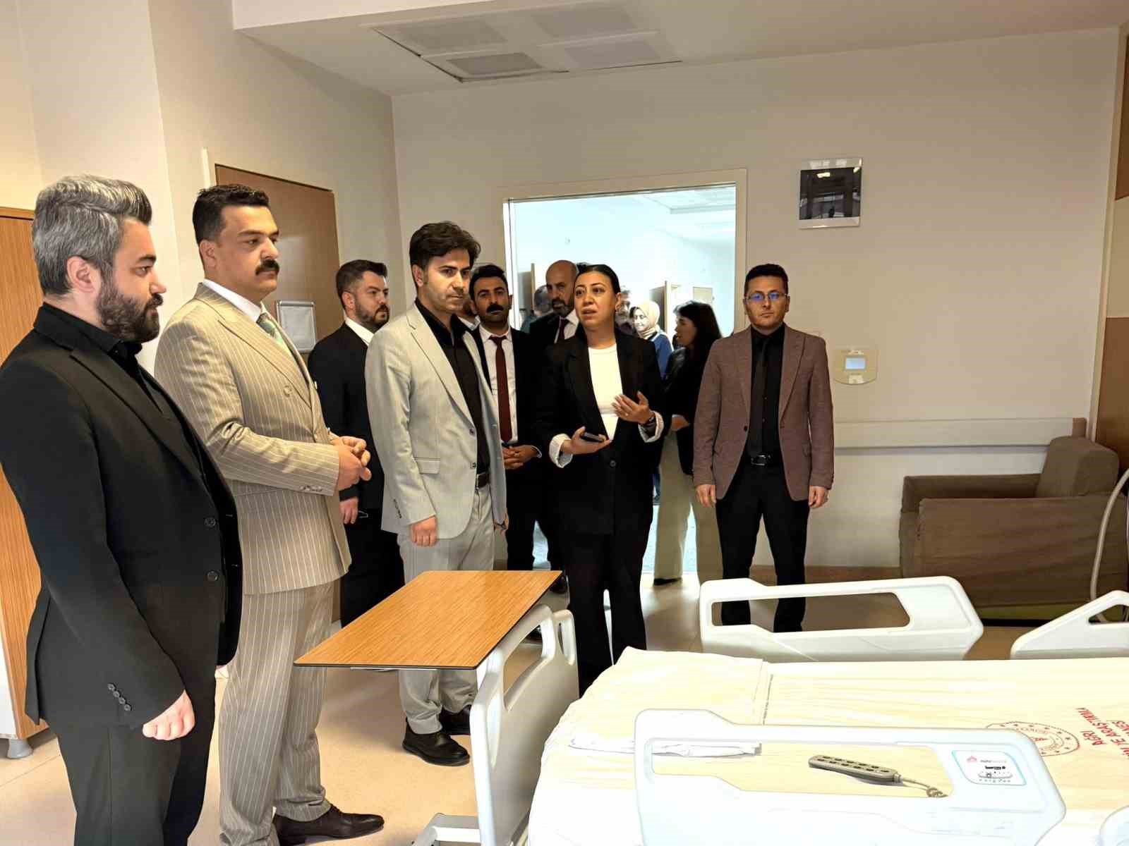 AĞRI EĞİTİM VE ARAŞTIRMA HASTANESİ BÜNYESİNDE, İLERİ DÜZEY TAKİP VE BAKIMA İHTİYAÇ DUYAN PALYATİF HASTALARA HİZMET VERECEK PALYATİF KRİTİK BAKIM BİRİMİ HİZMETE AÇILDI.