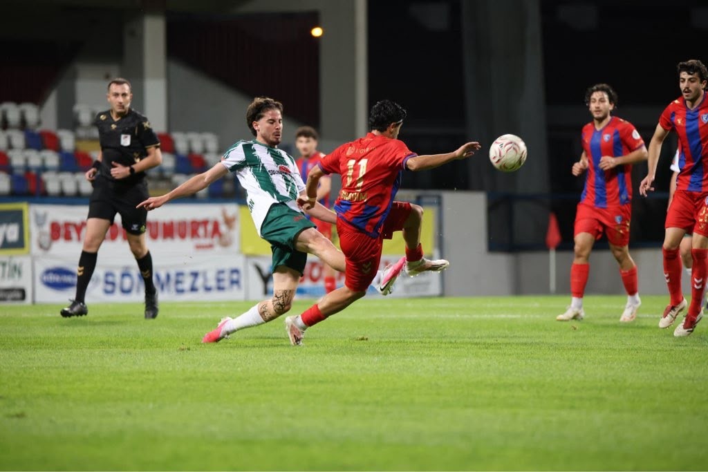 TFF 3. LİG 1. GRUP BEŞİNCİ HAFTASINDA KARABÜK İDMAN YURDU, EVİNDE KARŞILAŞTIĞI AMASYASPOR FUTBOL KULÜBÜ’NE  2-1 MAĞLUP OLDU.