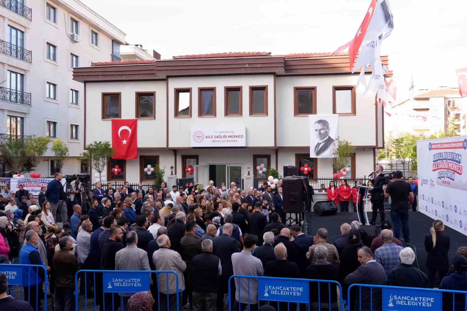 SANCAKTEPE BELEDİYESİ, İLÇEDEKİ SAĞLIK YATIRIMLARINA BİR YENİSİNİ DAHA EKLEYEREK EYÜP SULTAN MAHALLESİ'NDE YAPIMI TAMAMLANAN ABDULLAH BAYRAM AİLE SAĞLIĞI MERKEZİ'Nİ TÖRENLE HİZMETE AÇTI.