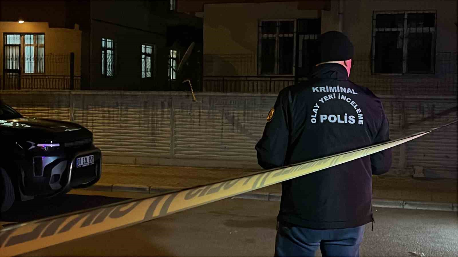 KONYA’DA BOŞANMA AŞAMASINDAKİ EŞLERİN KAVGASINDA KOCA, KARISINI SİLAHLA VURARAK YARALADI.