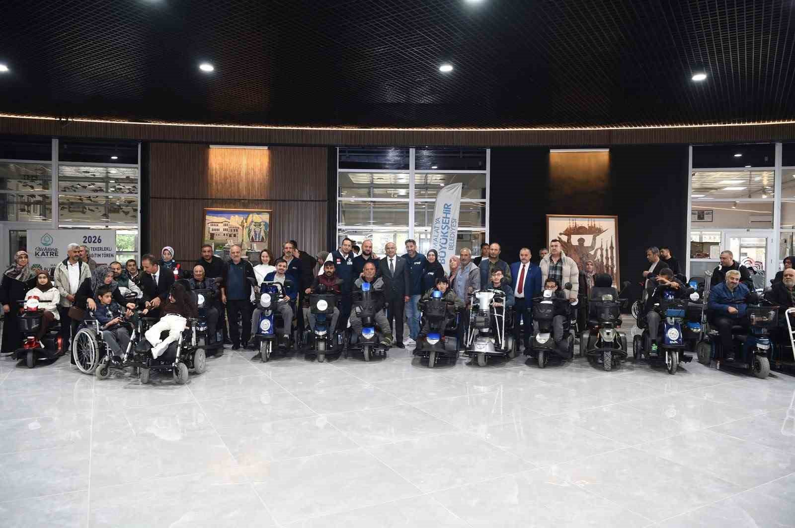 BAŞKAN ER: "ENGELSİZ BİR MALATYA İÇİN ÇALIŞIYORUZ"