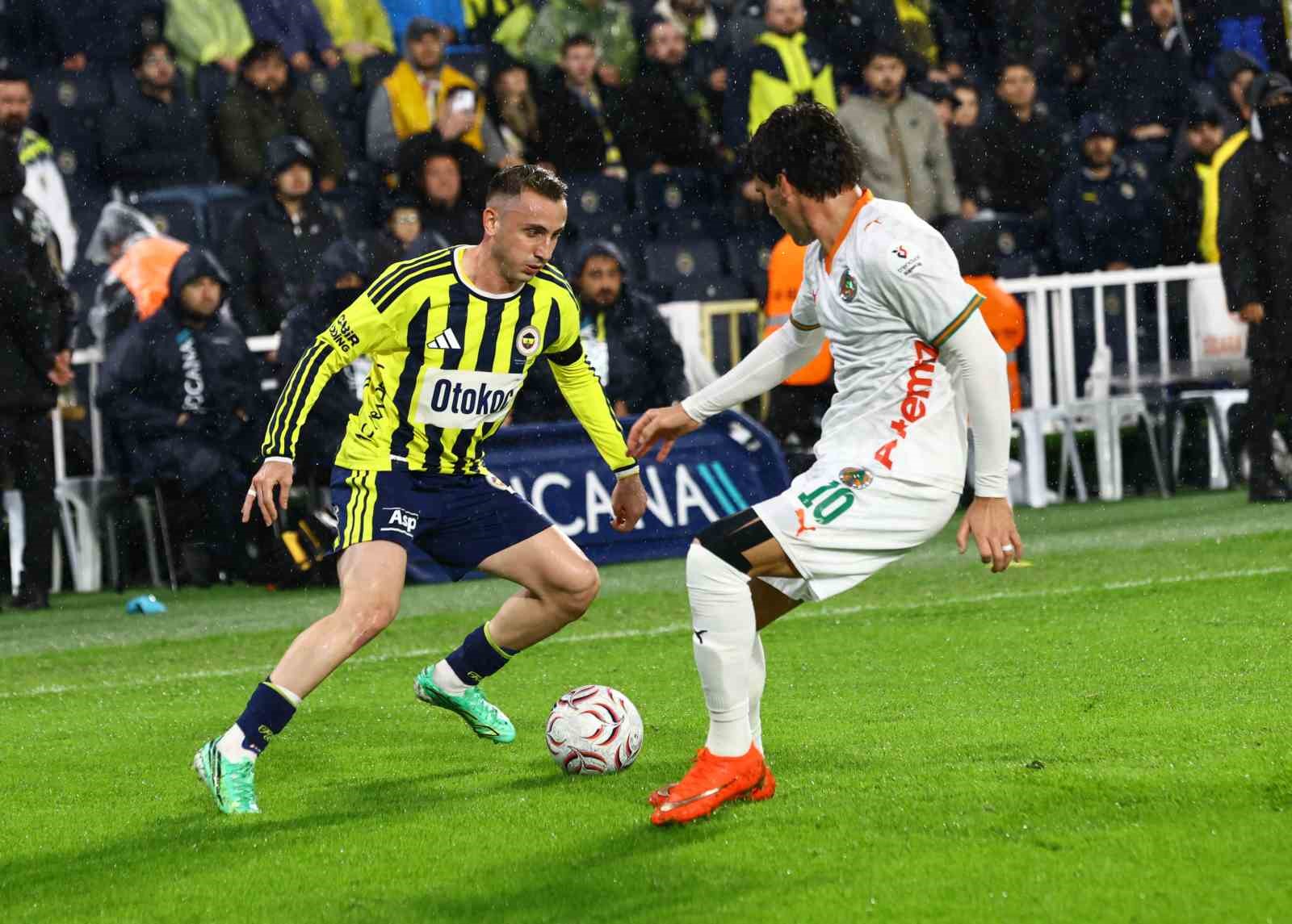 TRENDYOL SÜPER LİG’İN 8. HAFTASINDA FENERBAHÇE EVİNDE KARŞILAŞTIĞI CORENDON ALANYASPOR'U 3-0 MAĞLUP ETTİ.