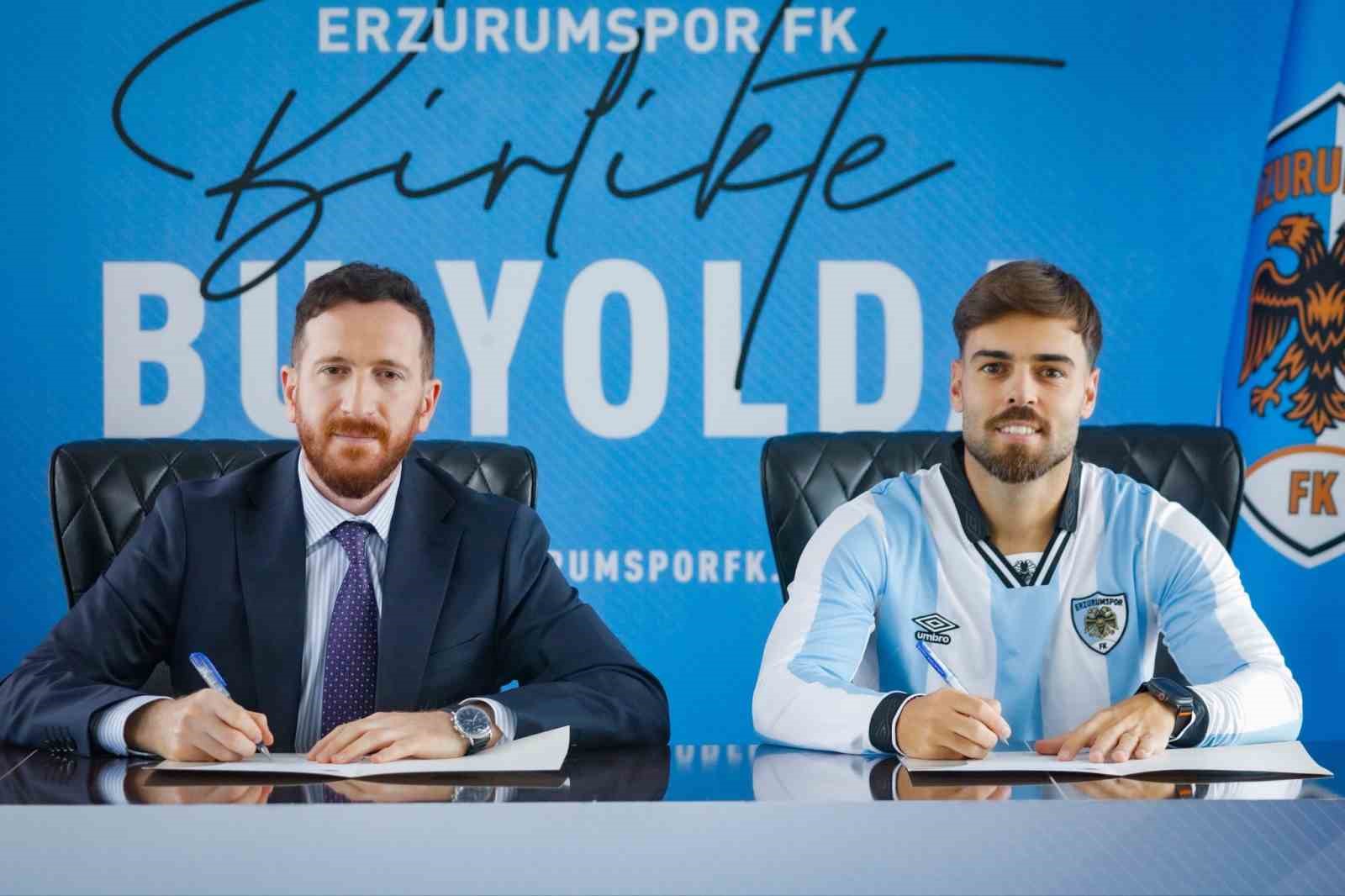 ERZURUMSPOR FK BAŞKANI AHMET DAL (SOLDA), MİGUEL CARDOSO (SAĞDA)