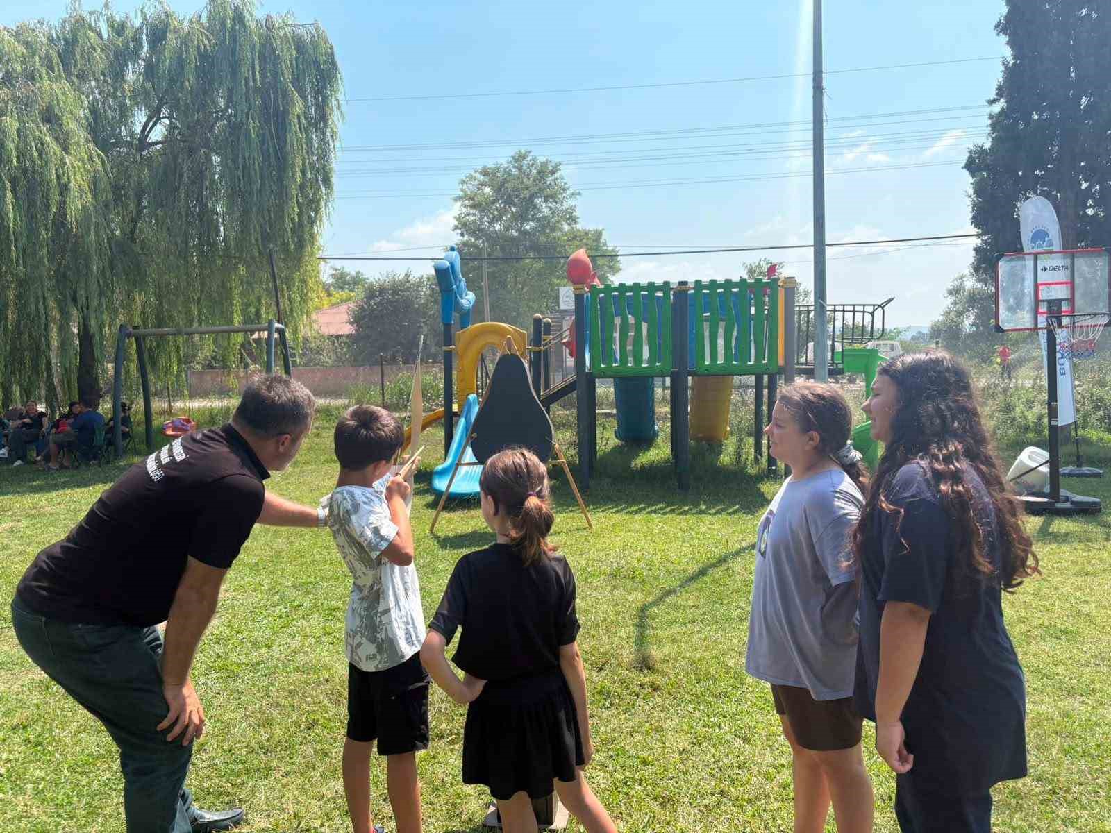SAKARYA'DA "KEŞFEDİLEN YETENEK, UMUT DOLU GELECEK" PROGRAMI ÇERÇEVESİNDE 16 İLÇEDE ÇOCUKLARA YÖNELİK YETENEK TARAMA ÇALIŞMALARI GERÇEKLEŞTİRDİ.