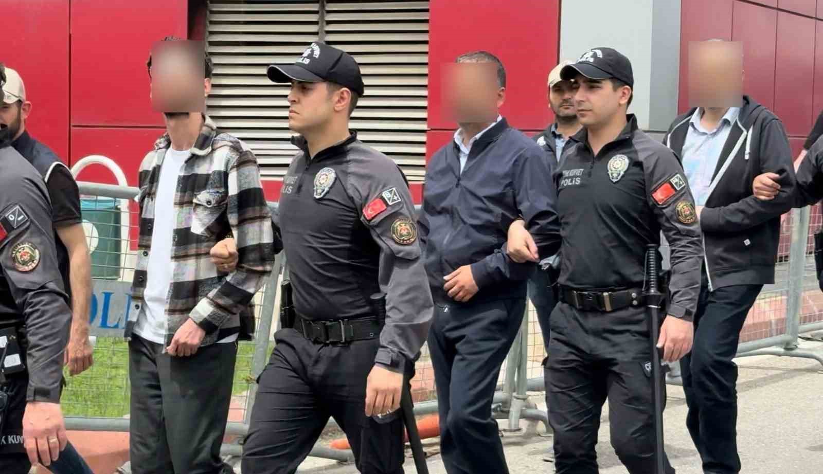 FETÖ’NÜN YENİDEN YAPILANMASINA YÖNELİK DAVADA NAKIPOĞLU'NA BERAAT KARARI
