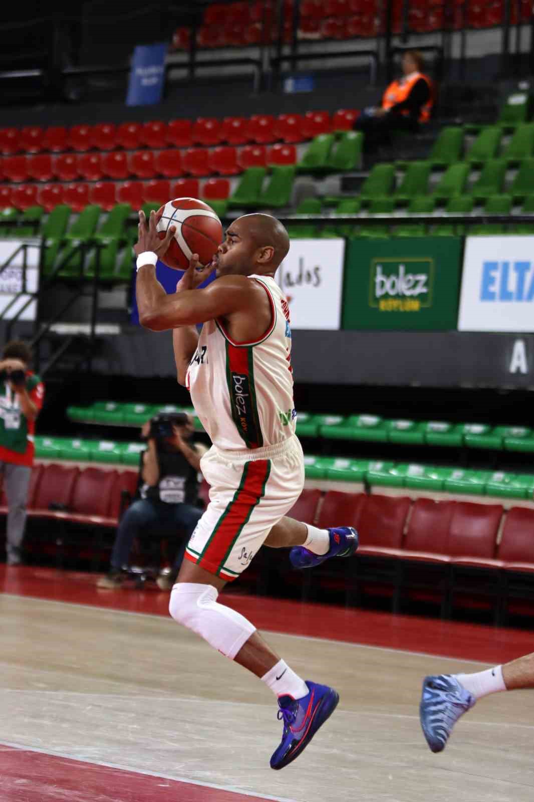 TÜRKİYE SİGORTA BASKETBOL SÜPER LİGİ'NİN 4. HAFTASINDA KARŞIYAKA, EVİNDE ÇAYIROVA BELEDİYESİ’Nİ 95-79 MAĞLUP ETTİ.