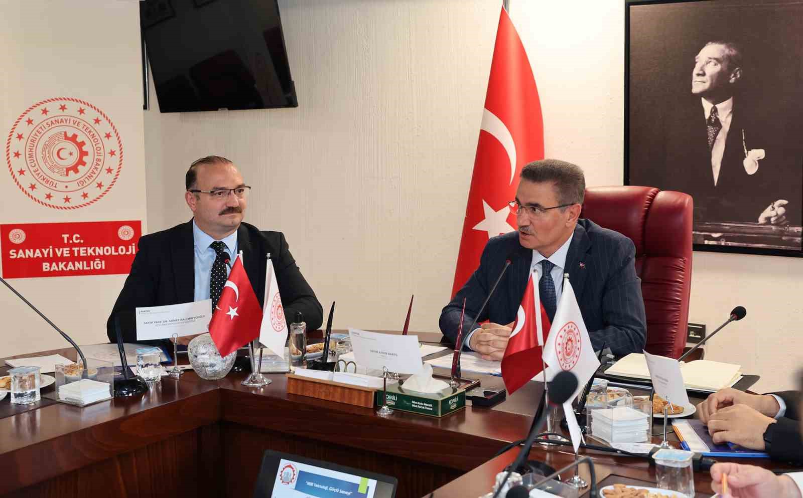 ERZURUM’UN SANAYİ VE TEKNOLOJİ ALANINDAKİ POTANSİYELİNİ GÜÇLENDİRMEK, YATIRIM VE ÜRETİM KAPASİTESİNİ ARTIRMAK, İSTİHDAMI GELİŞTİRMEK VE ÜNİVERSİTE-SANAYİ İŞBİRLİĞİNİ DAHA İLERİ BİR NOKTAYA TAŞIMAK AMACIYLA SANAYİ VE TEKNOLOJİ İŞBİRLİĞİ KURULU TOPLANTISI GERÇEKLEŞTİRİLDİ.
