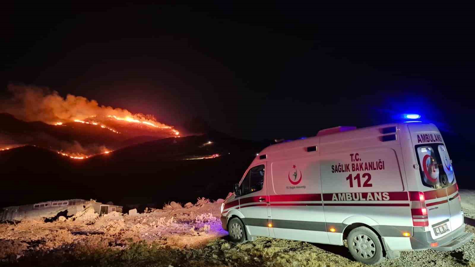 BODRUM'DA MAKİLİK ALANDA YANGIN: "ALEVLER RÜZGARLA HIZLA YAYILDI"