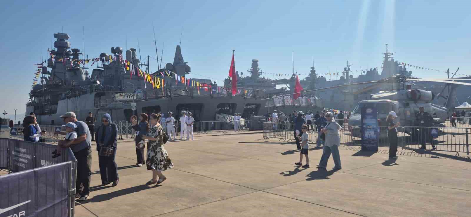 DÜNYANIN EN BÜYÜK HAVACILIK, UZAY VE TEKNOLOJİ FESTİVALİ TEKNOFEST, 'MAVİ VATAN' TEMASIYLA GÖLCÜK TERSANESİ KOMUTANLIĞINDA KAPILARINI AÇTI.
