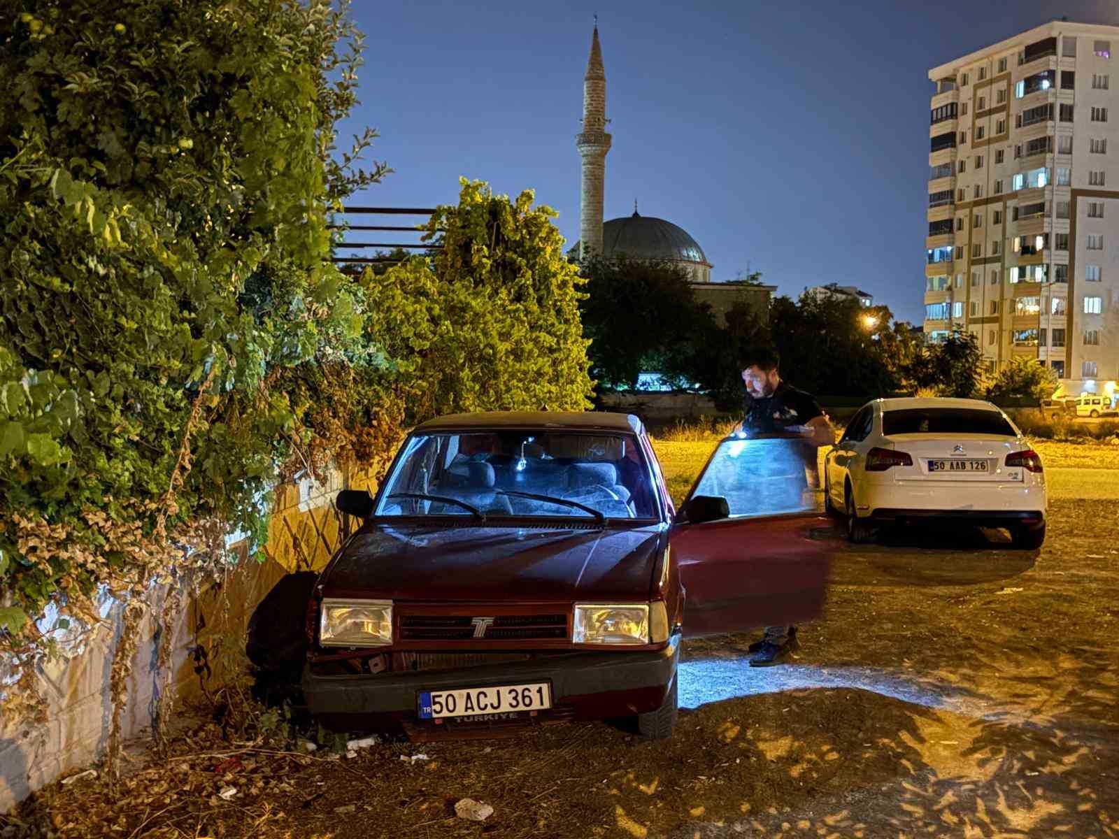ÇALINAN OTOMOBİLDE İNCELEME YAPILDI