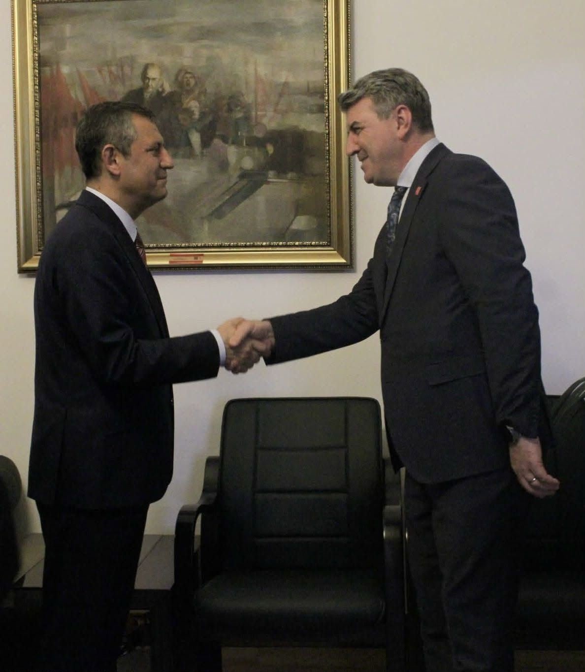 İZMİT BELEDİYESİ CHP MECLİS ÜYESİ HAMİT İLKER ULUSOY(SAĞDA)