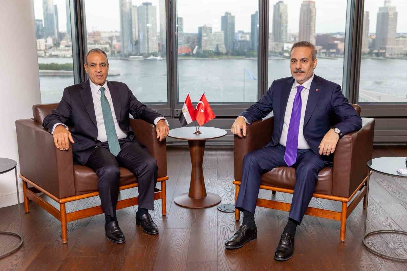 BAKAN FİDAN, MISIRLI MEVKİDAŞI BADR ABDELATTY İLE GÖRÜŞTÜ