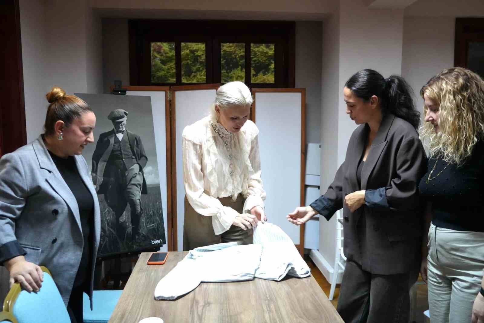 BAŞKAN SUBAŞI, ÜRETİCİ KADINLARIN KİTAP KULÜBÜNE KONUK OLDU