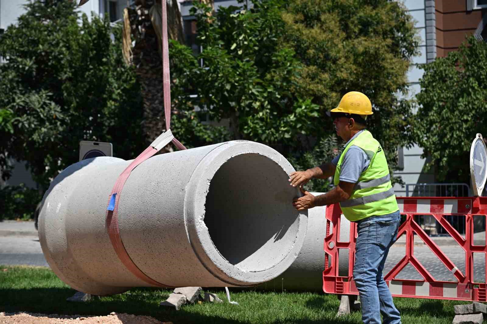 ÇALIŞMAYLA MAHALLEDE 27 YILDIR DEVAM EDEN TAŞKIN SORUNUNUN ÇÖZÜME KAVUŞTURULMASI HEDEFLENİYOR.