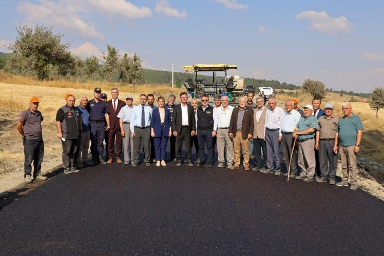BİLECİK'TE 40 KİLOMETRELİK SICAK ASFALT ÇALIŞMASI TAMAMLANDI