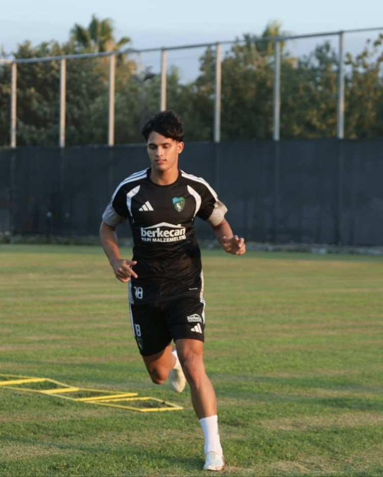 KOCAELİSPOR, PORTO’DAN 20 YAŞINDAKİ KANAT OYUNCUSU GONÇALO SOUSA’YI KİRALIK OLARAK KADROSUNA KATTI.