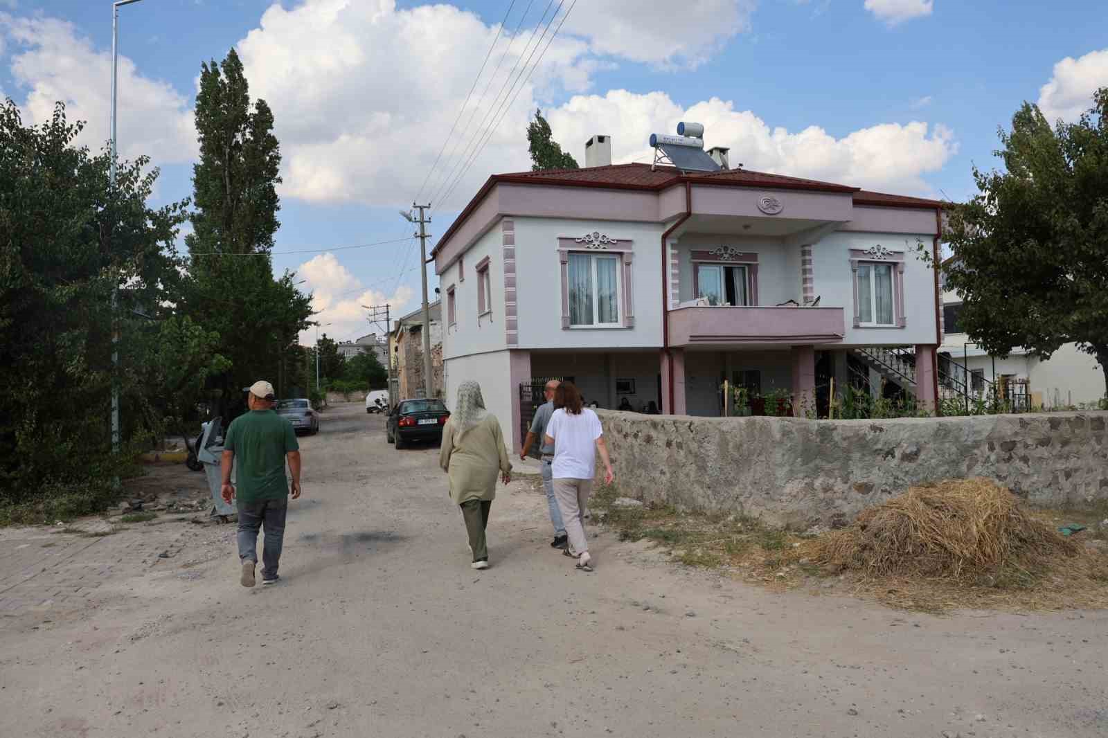 GEÇTİĞİMİZ AY 18 YAŞINA GİREN MEHMET YILMAZ, TATİL İÇİN GELDİĞİ NEVŞEHİR’İN ACIGÖL İLÇESİNDE KAYBOLDU