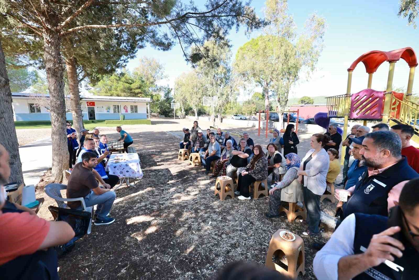 MANDALİNCİ ÇAMARASI VE KUMKÖY’DE SAHAYA İNDİ: TALEPLERİ YERİNDE DİNLEDİ